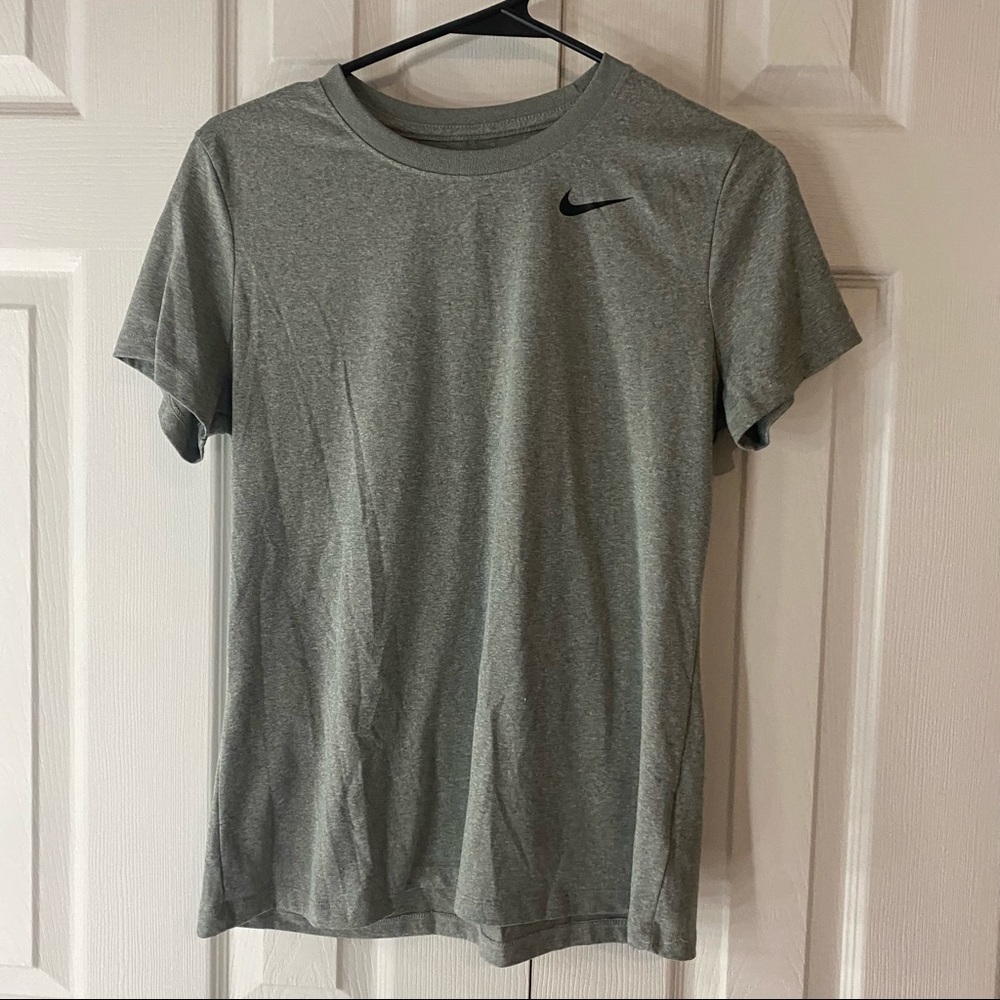 Nike Short Sleeve Shirt